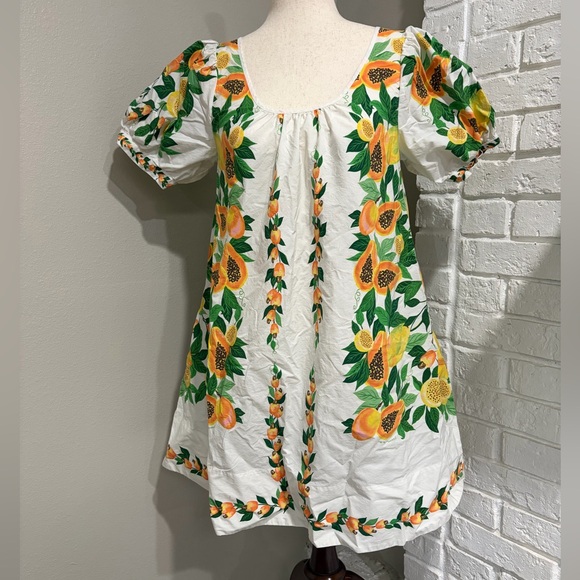 FARM Rio Dresses & Skirts - Farm Rio White Floral Fruit Print Peasant Tunic